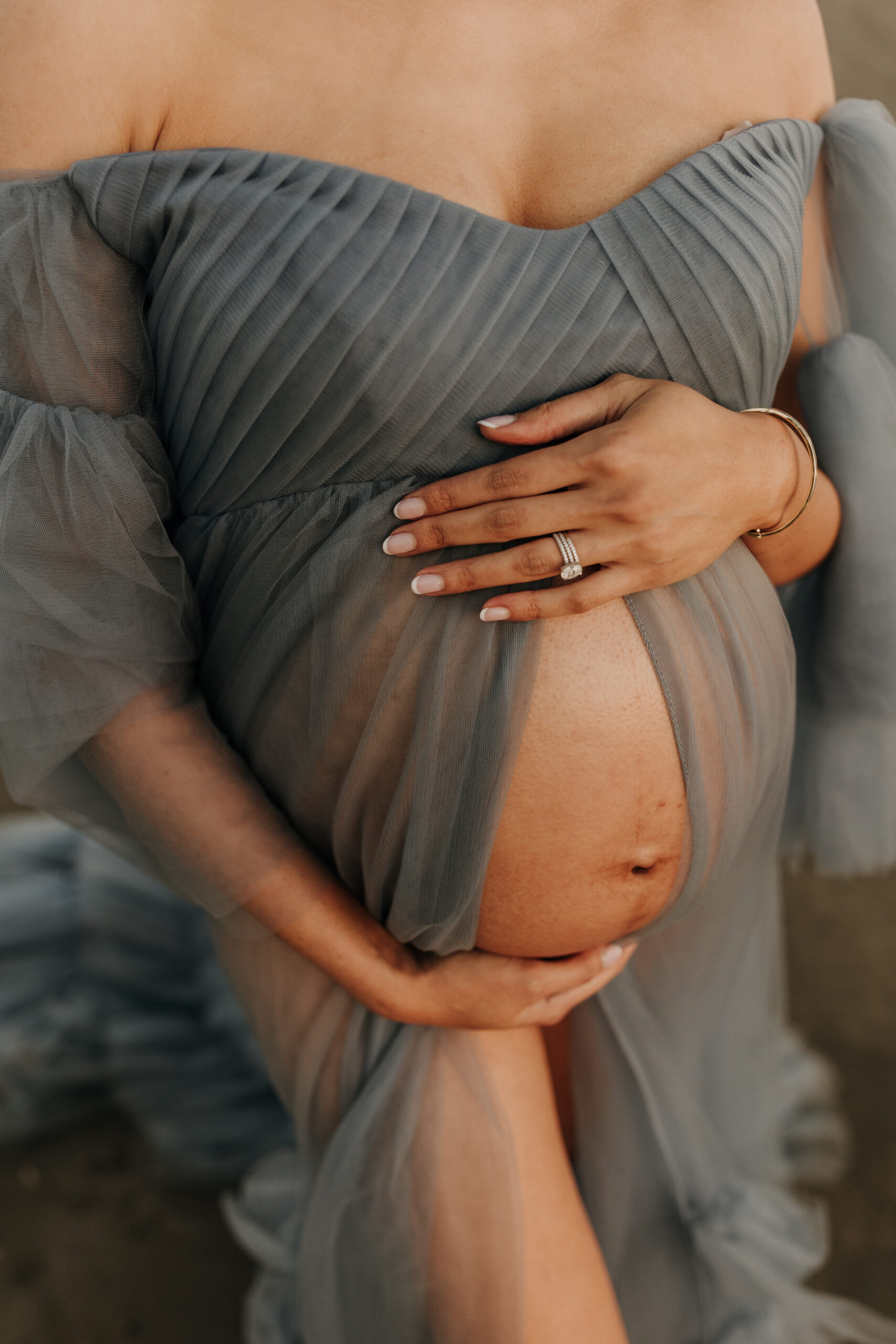 maternity fashion maternity photos beach photos sunset golden hour San Diego maternity photos blue dress pregnancy bright beautiful San Diego family photographer Sabrina kinsealla sabrinalynnphoto