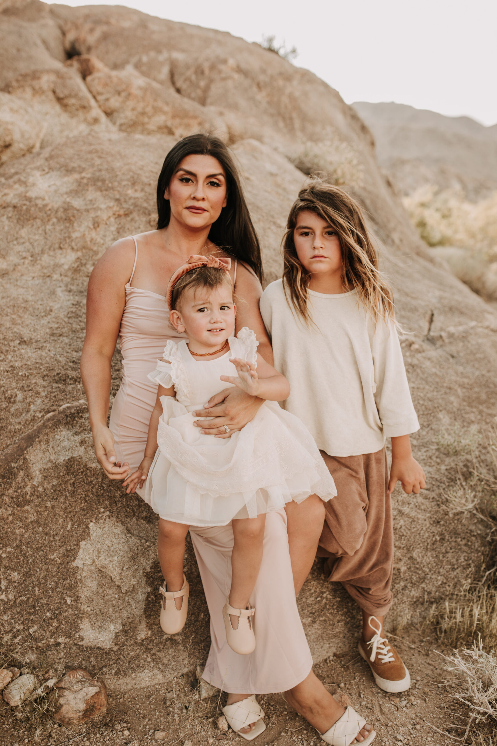 Joshua Tree national park warm neutral toned outdoor family photos maternity photography maternity fashion family of five San Diego family photographer Sabrina kinsella