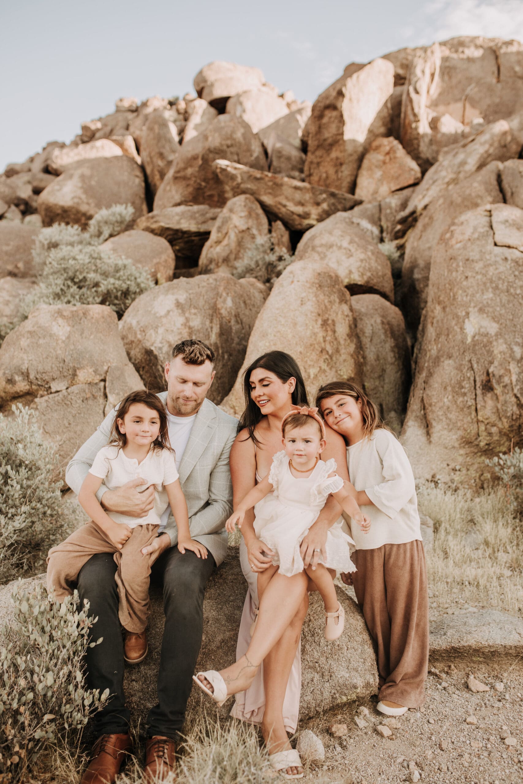 Joshua Tree national park warm neutral toned outdoor family photos maternity photography maternity fashion family of five San Diego family photographer Sabrina kinsella