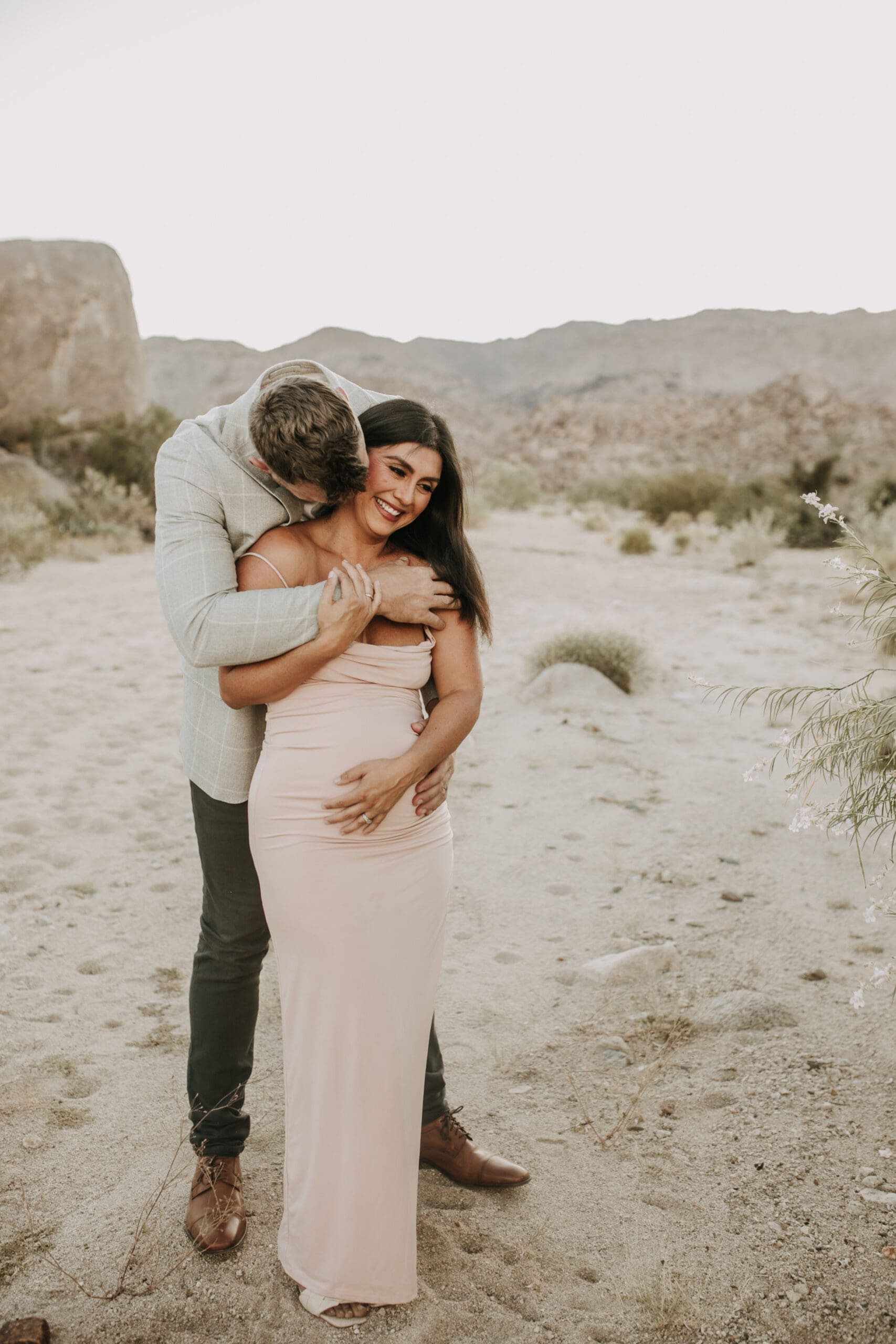 Joshua Tree national park warm neutral toned outdoor family photos maternity photography maternity fashion family of five San Diego family photographer Sabrina kinsella