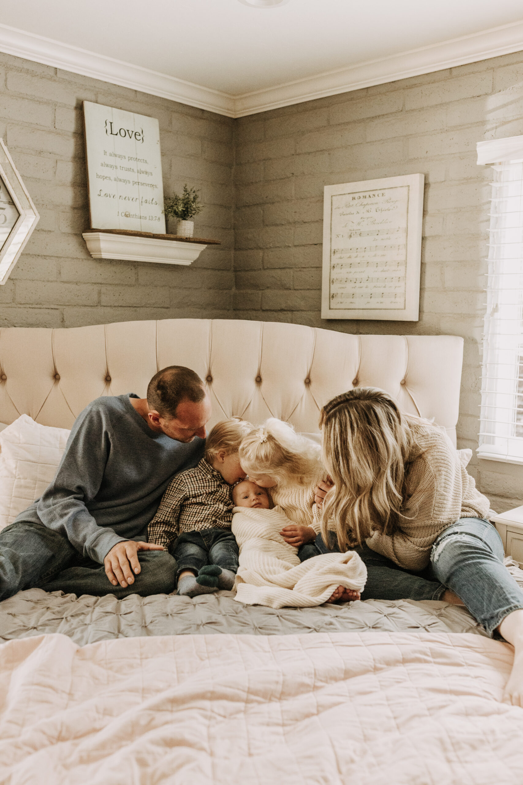 in home newborn baby photos San Diego at home infant family photos candid family moments warm cream neutral toned baby pictures newborn San Diego family photographer Sabrina kinsella sabrinalynnphoto