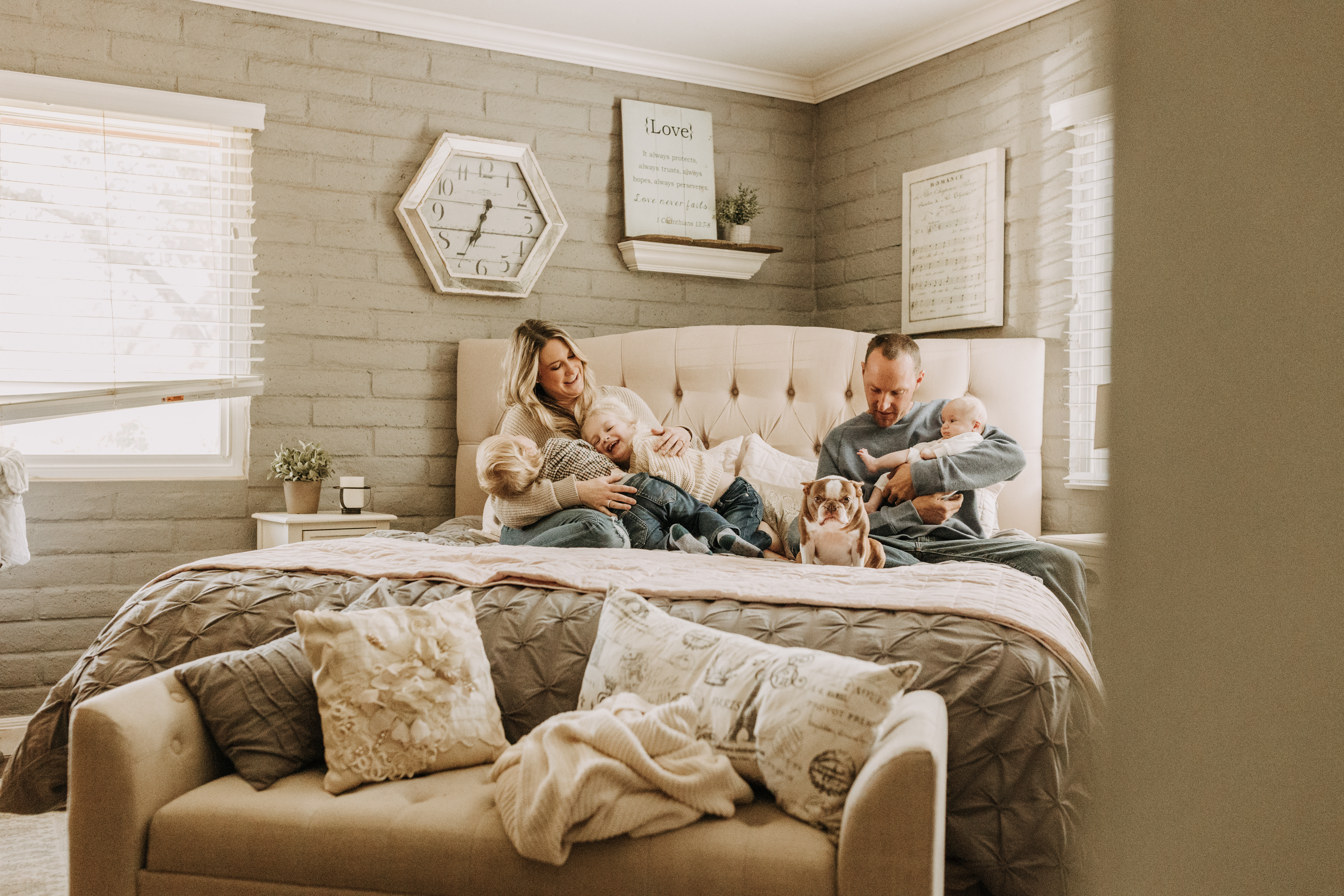 in home newborn baby photos San Diego at home infant family photos candid family moments warm cream neutral toned baby pictures newborn San Diego family photographer Sabrina kinsella sabrinalynnphoto