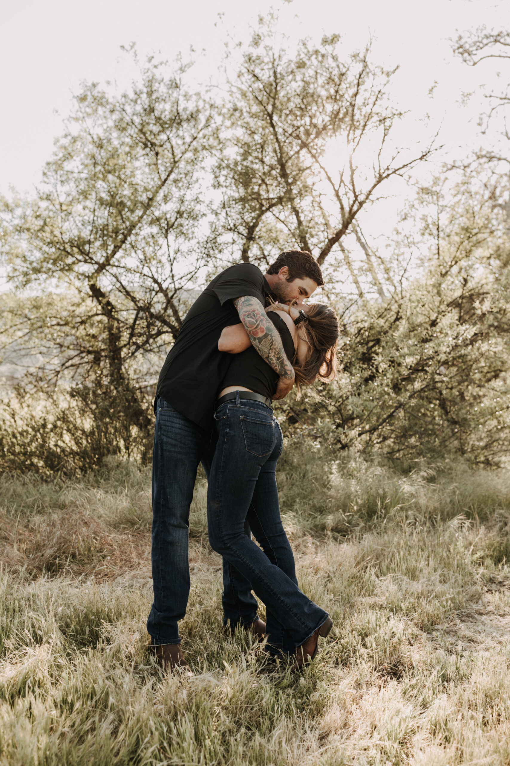 outdoor western romantic engagement session couples photography warm toned country cowboy modern couple bride and groom engagement San Diego couples photographer Sabrina kinsella sabrinalynnphoto