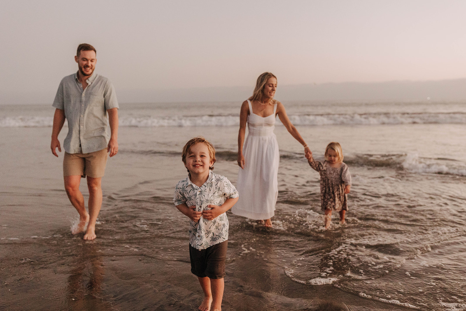 san-diego-beach-family-photoshoot-what-to-wear