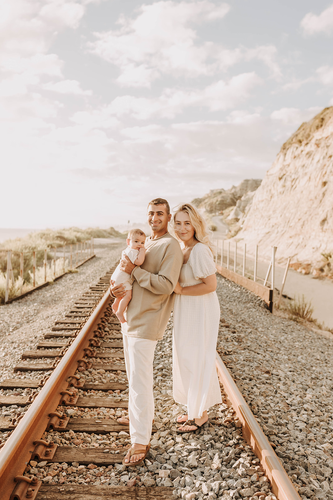 beach-san-diego-family-photoshoot