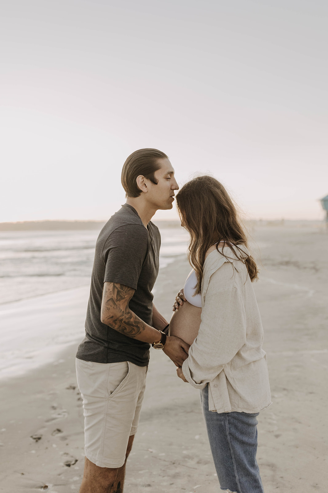 san-diego-beach-maternity-photoshoot