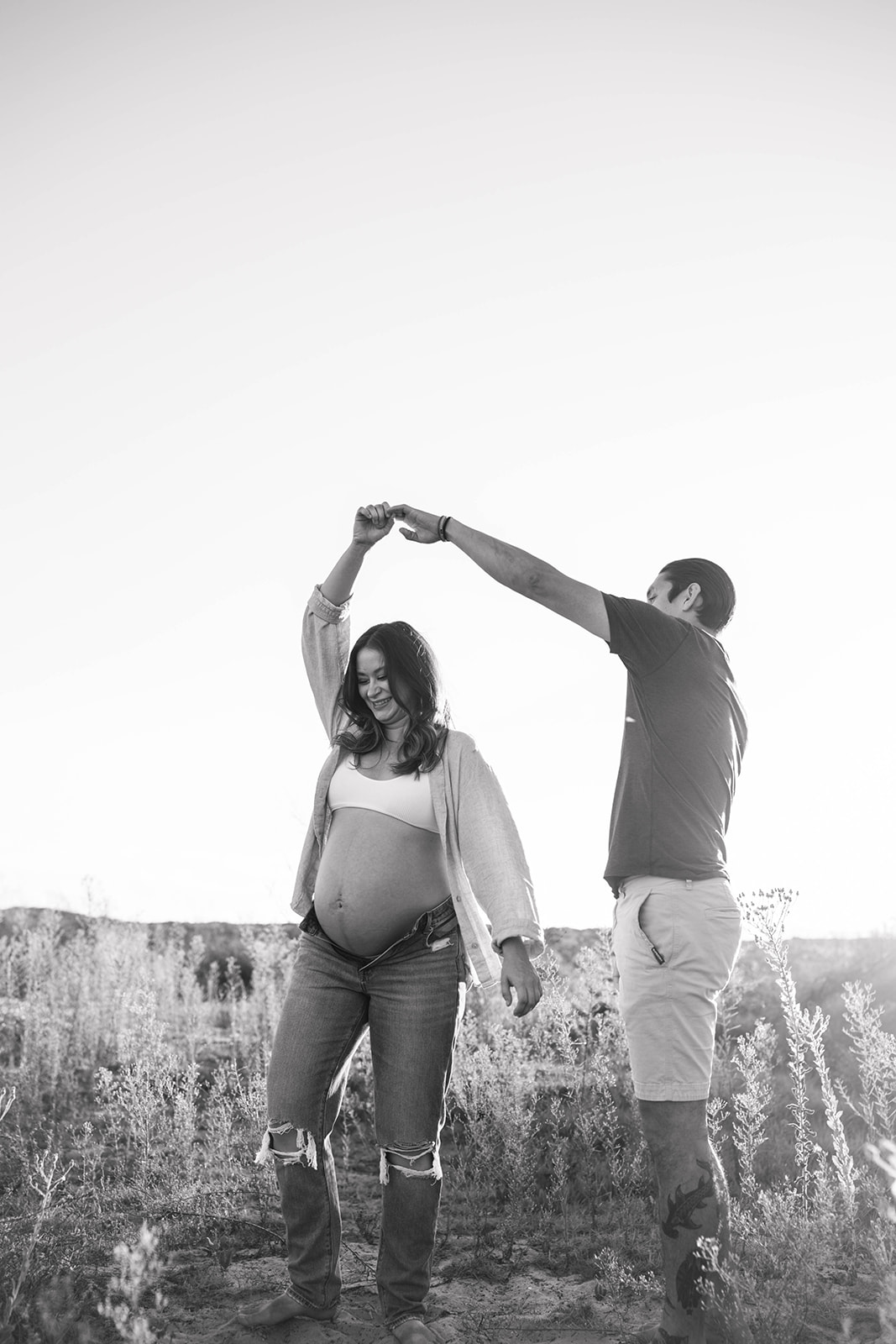 san-diego-beach-maternity-photoshoot