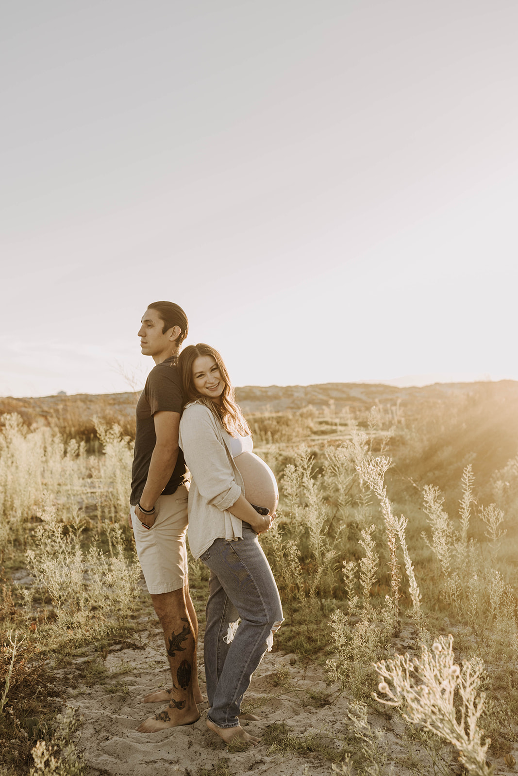 san-diego-beach-maternity-photoshoot