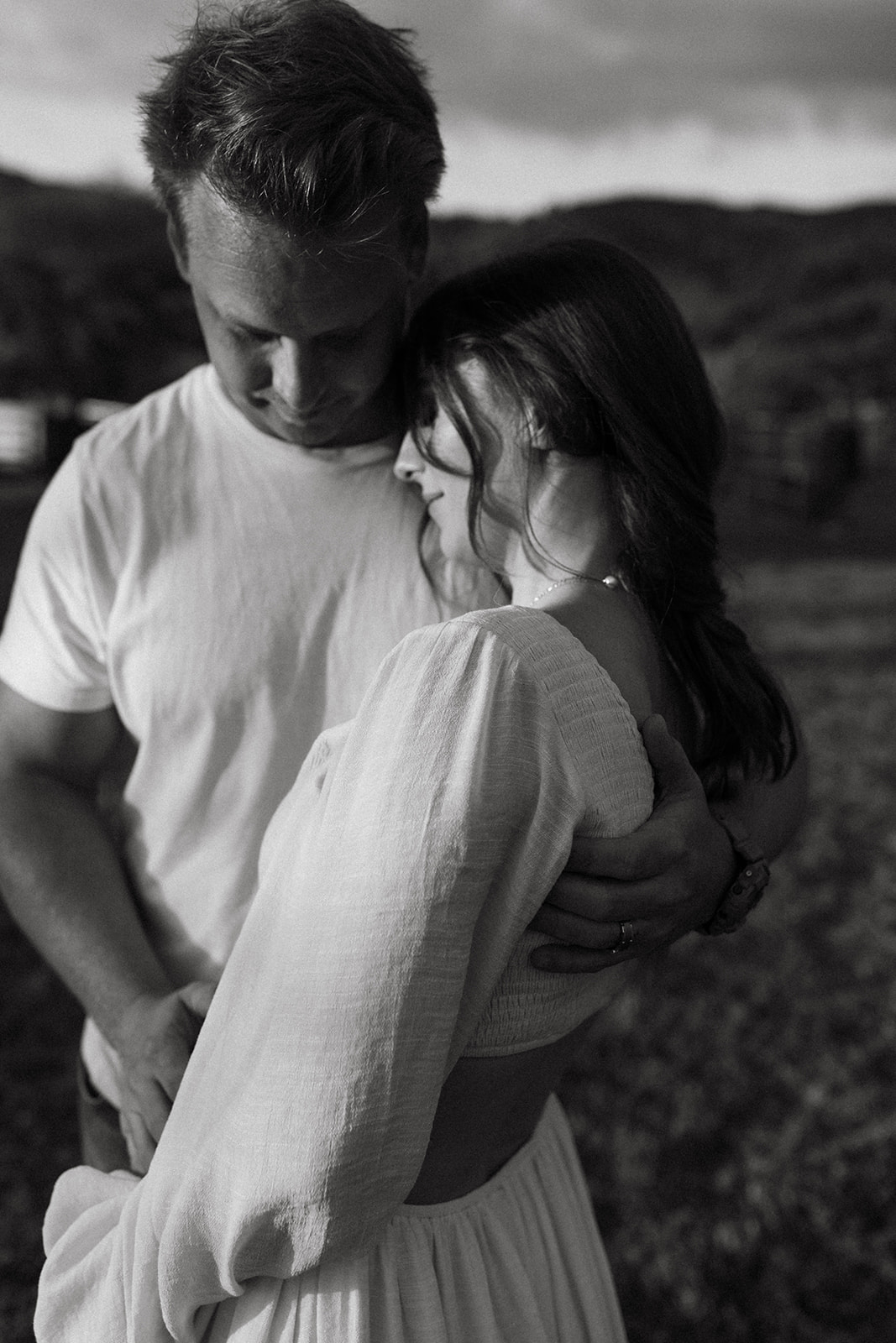 family maternity photoshoot with a horse