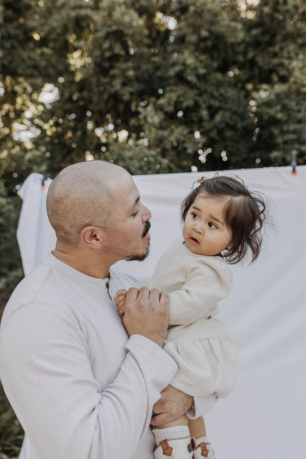 family backyard mini photoshoot