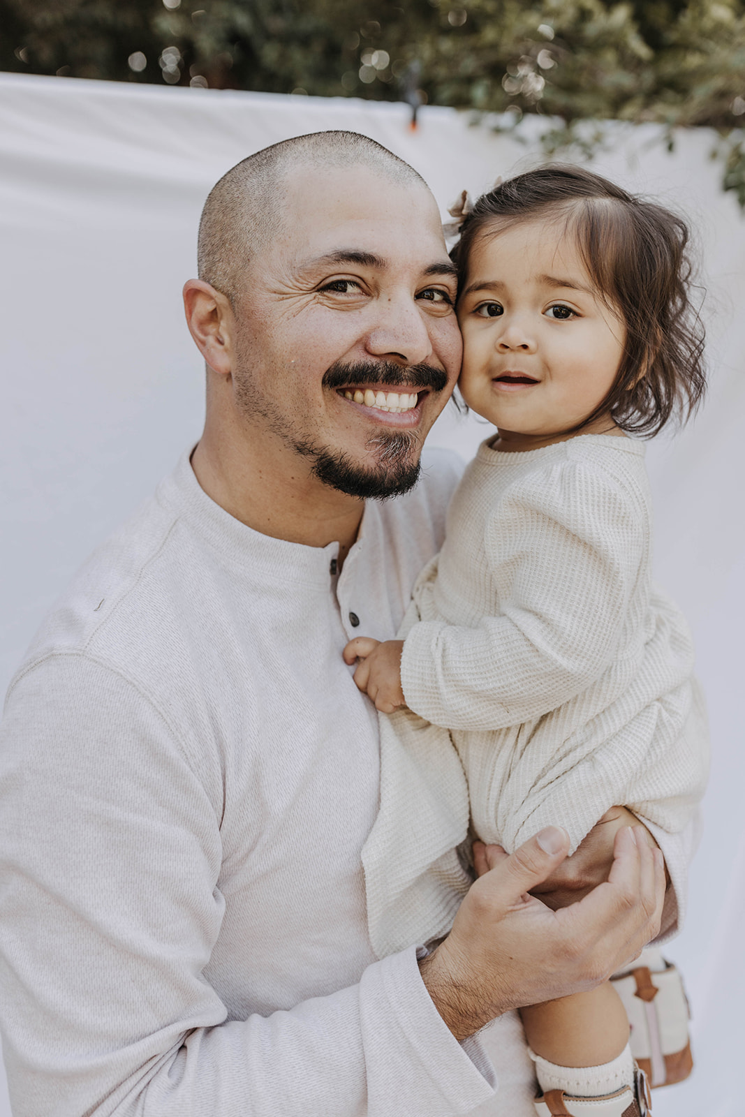 family backyard mini photoshoot