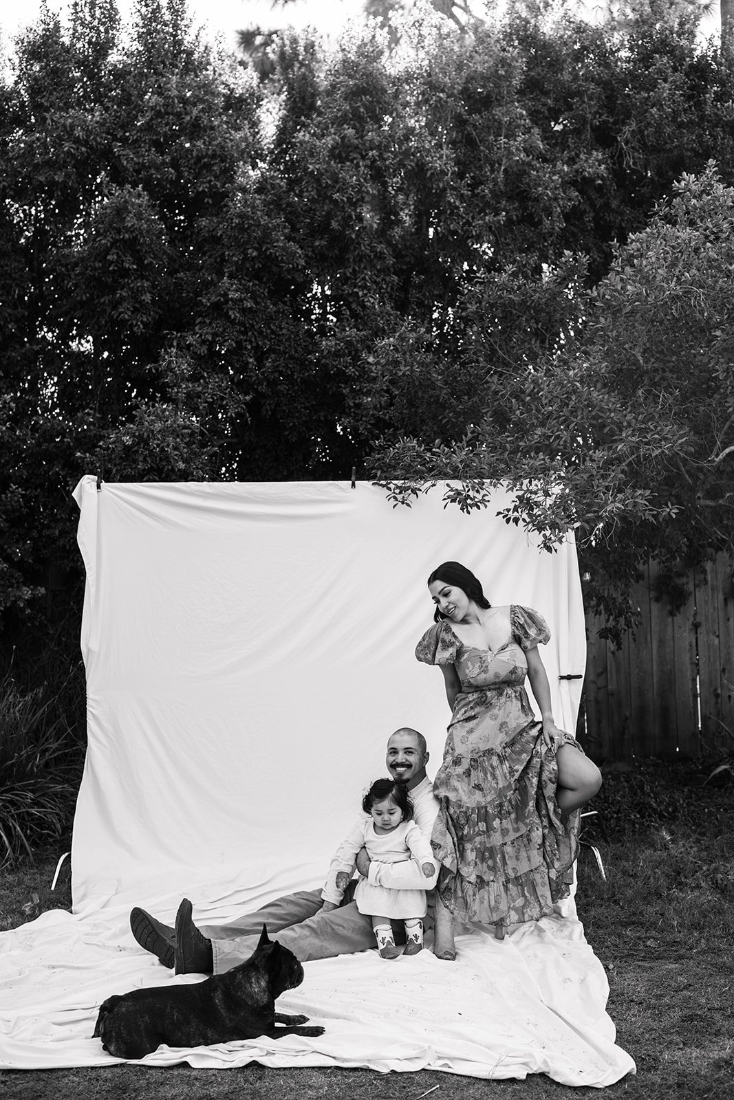 family backyard mini photoshoot