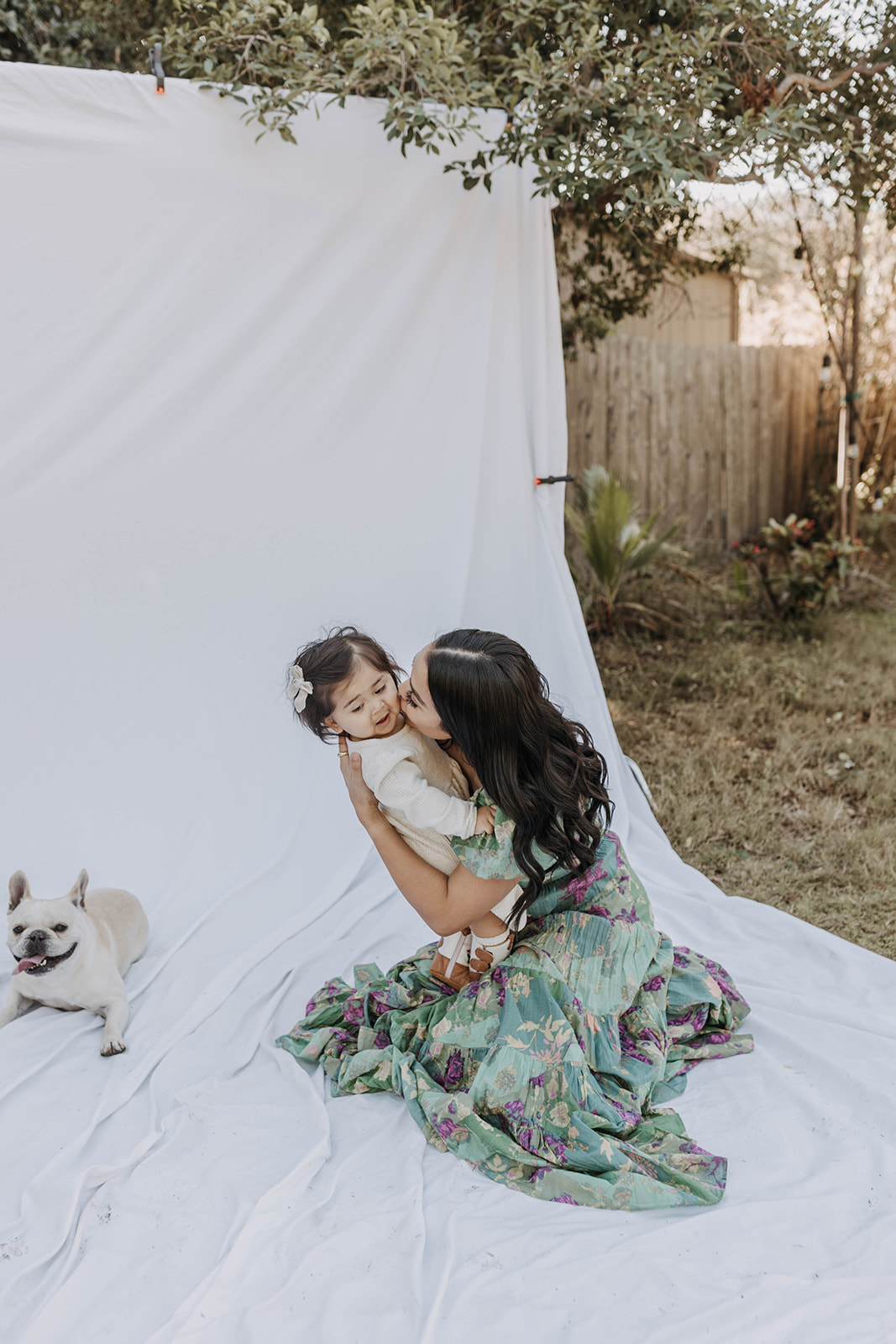 family backyard mini photoshoot