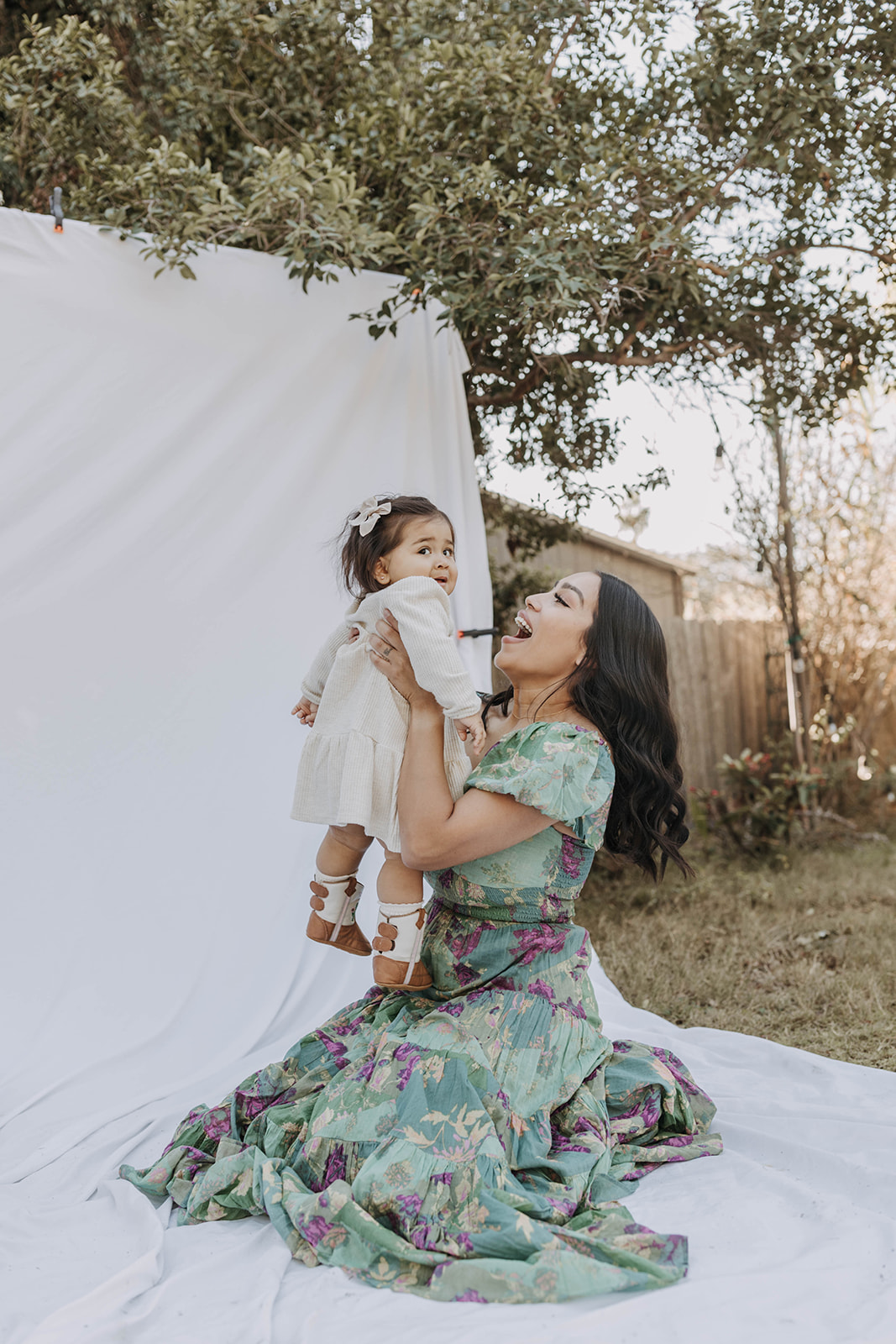 family backyard mini photoshoot