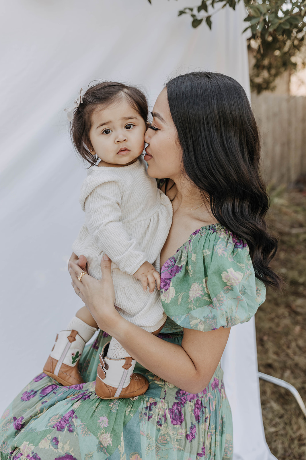 family backyard mini photoshoot