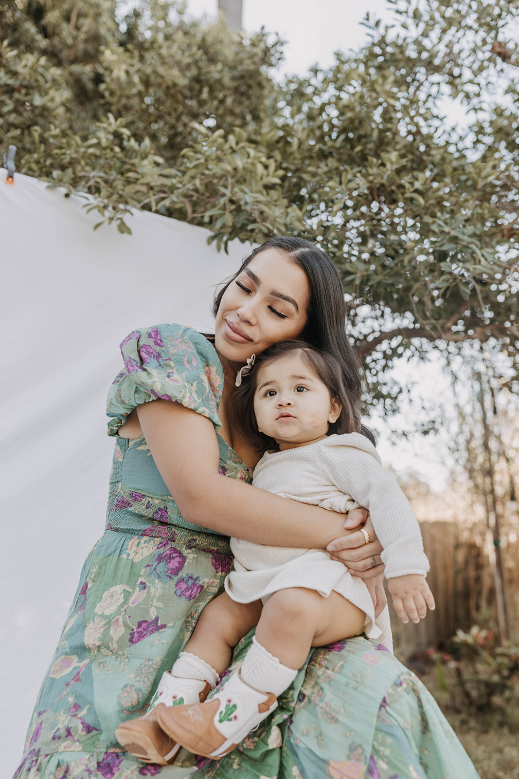 family backyard mini photoshoot